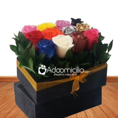Ramos de flores Cali Caja de madera con rosas en colores surtidos